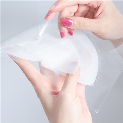 새로운 사라지는 페이스 마스크 포뮬러가 하룻밤의 아름다움을 다음 단계로 끌어올립니다.